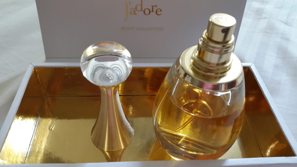 Shimmering in the golden hour with @diorbeauty L'Or de J'adore