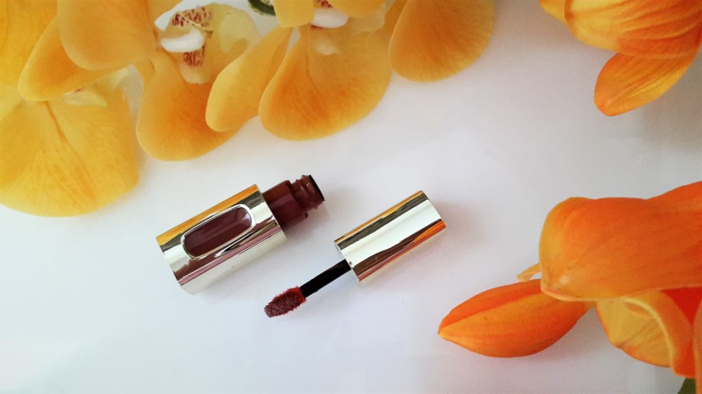 Drugstore Lipsticks you need to try. L'Oreal Extraordinaire lipstick