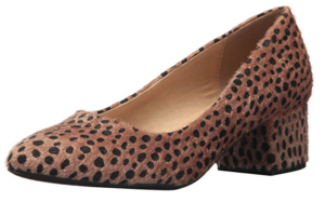 Leopard print pumps with heels
