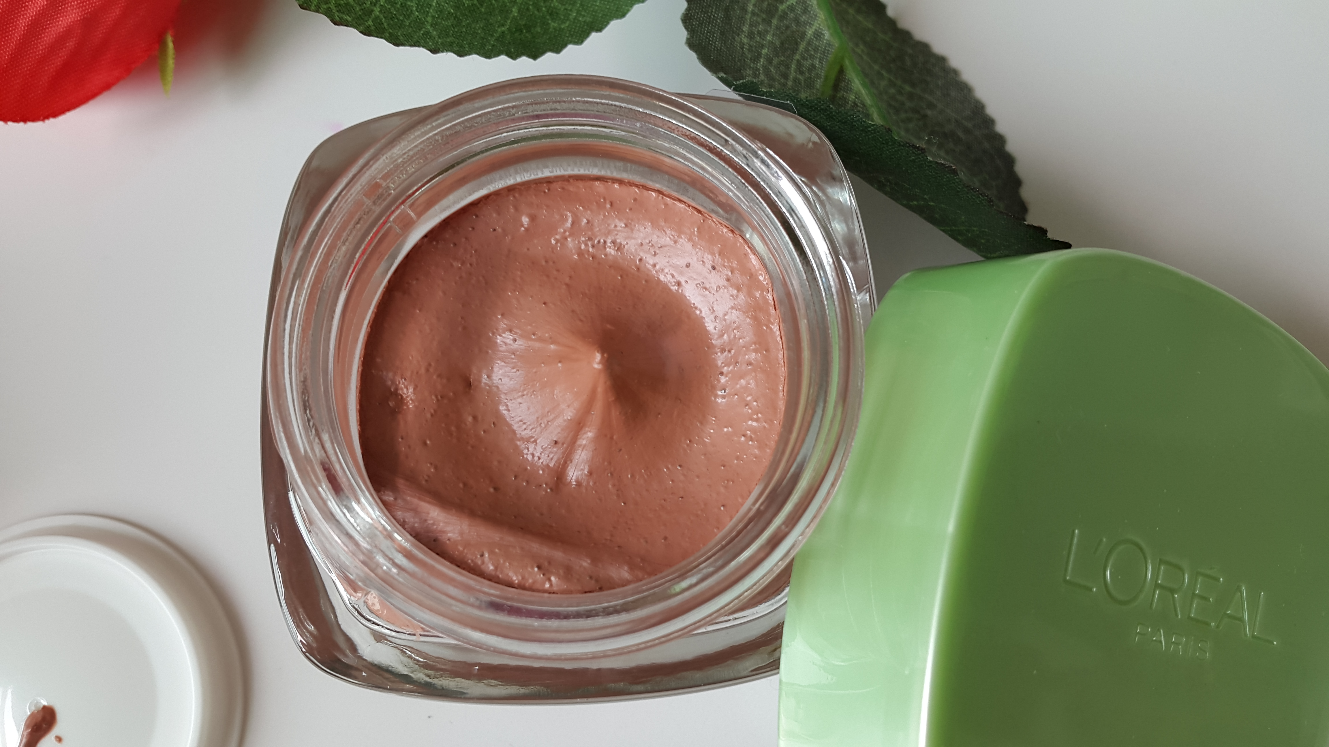 L'Oreal Pure Clay Mask - Exfoliate and Refine Pores