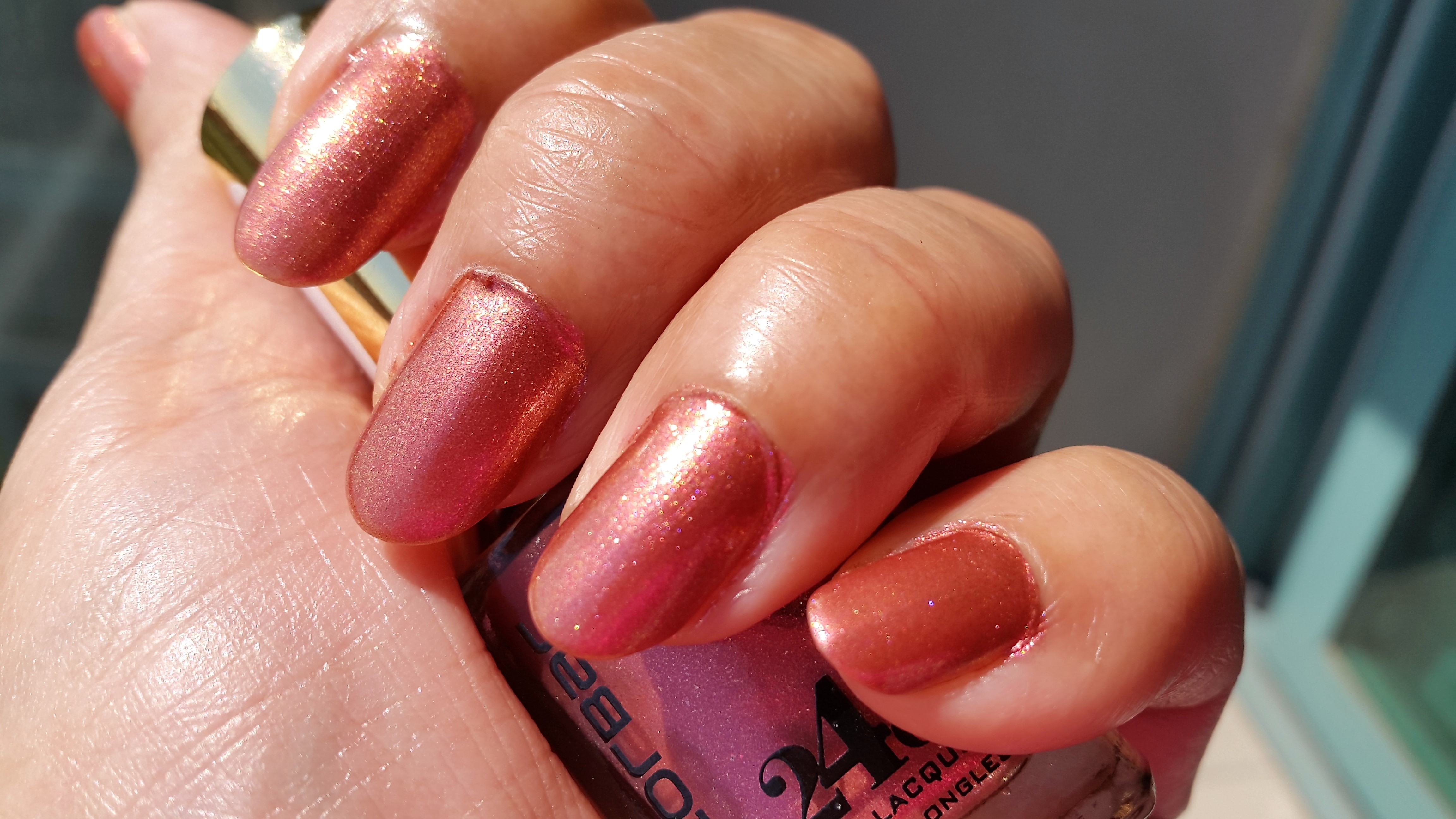Colorbar 24 Carat Nail Lacquer - 004 Pinken Gold
