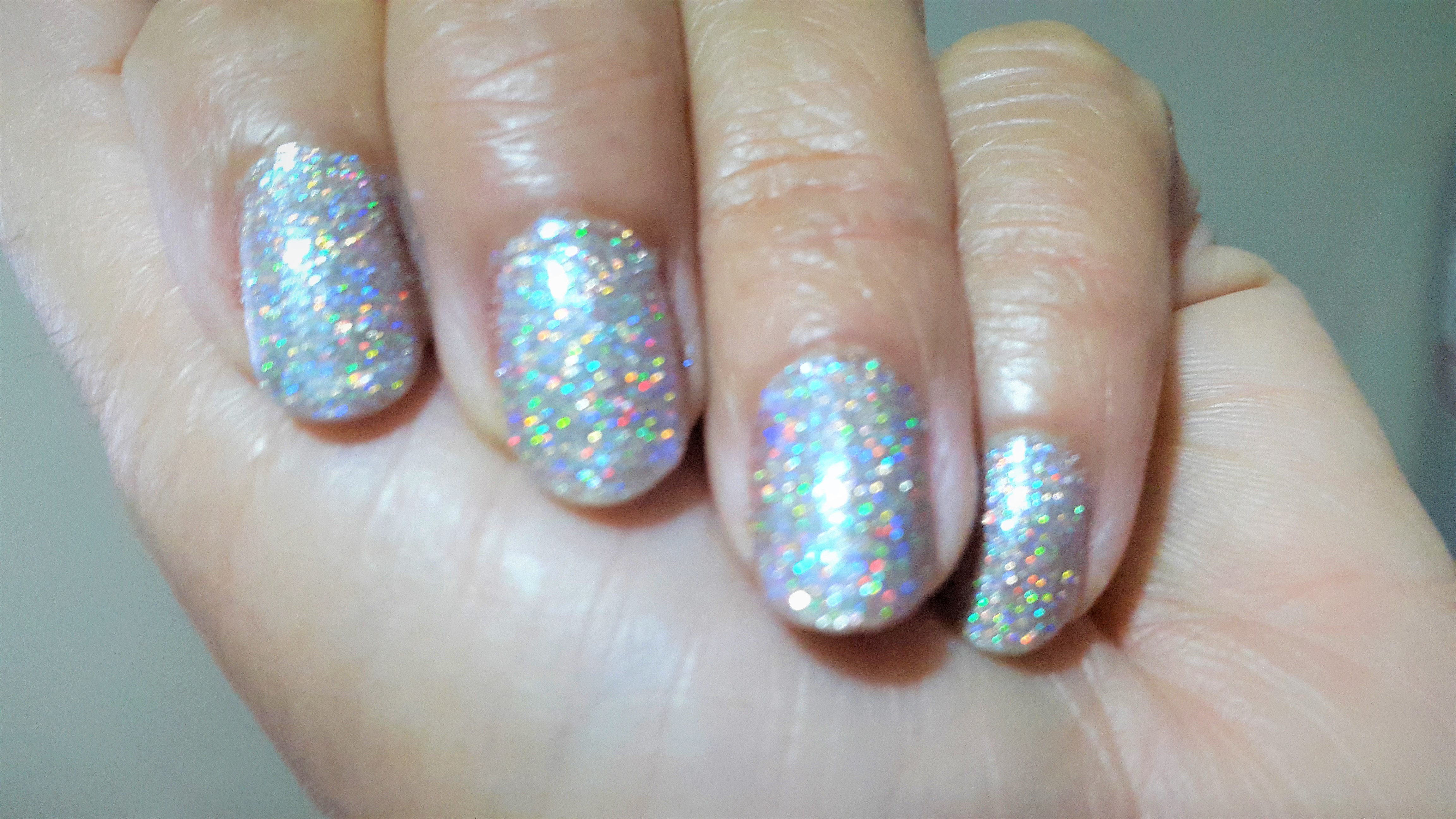 My favorite nail polish for winter season. Revlon 765 Holographic Pearls