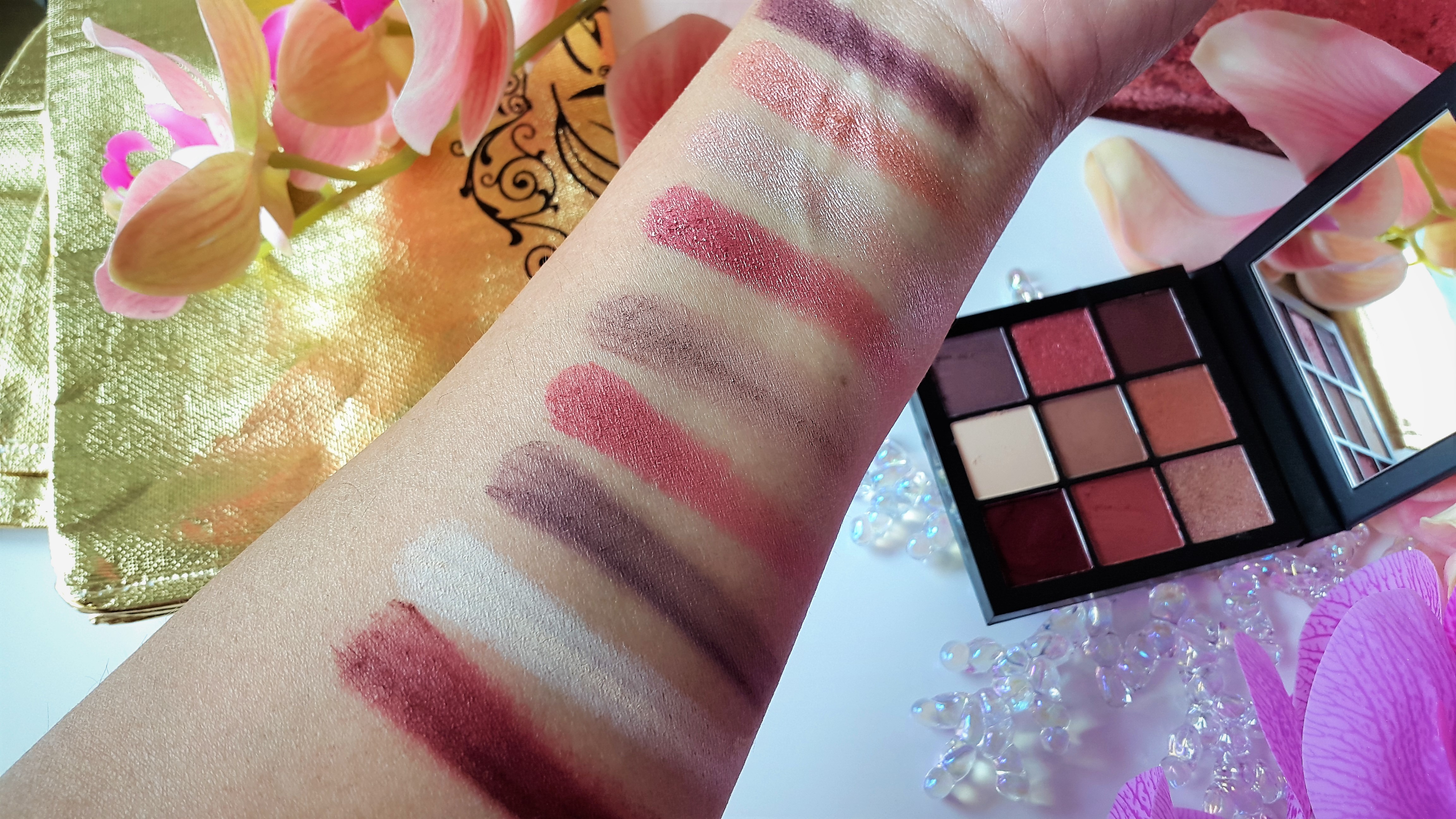 Huda Beauty Obsessions Palette Mauve Swatches