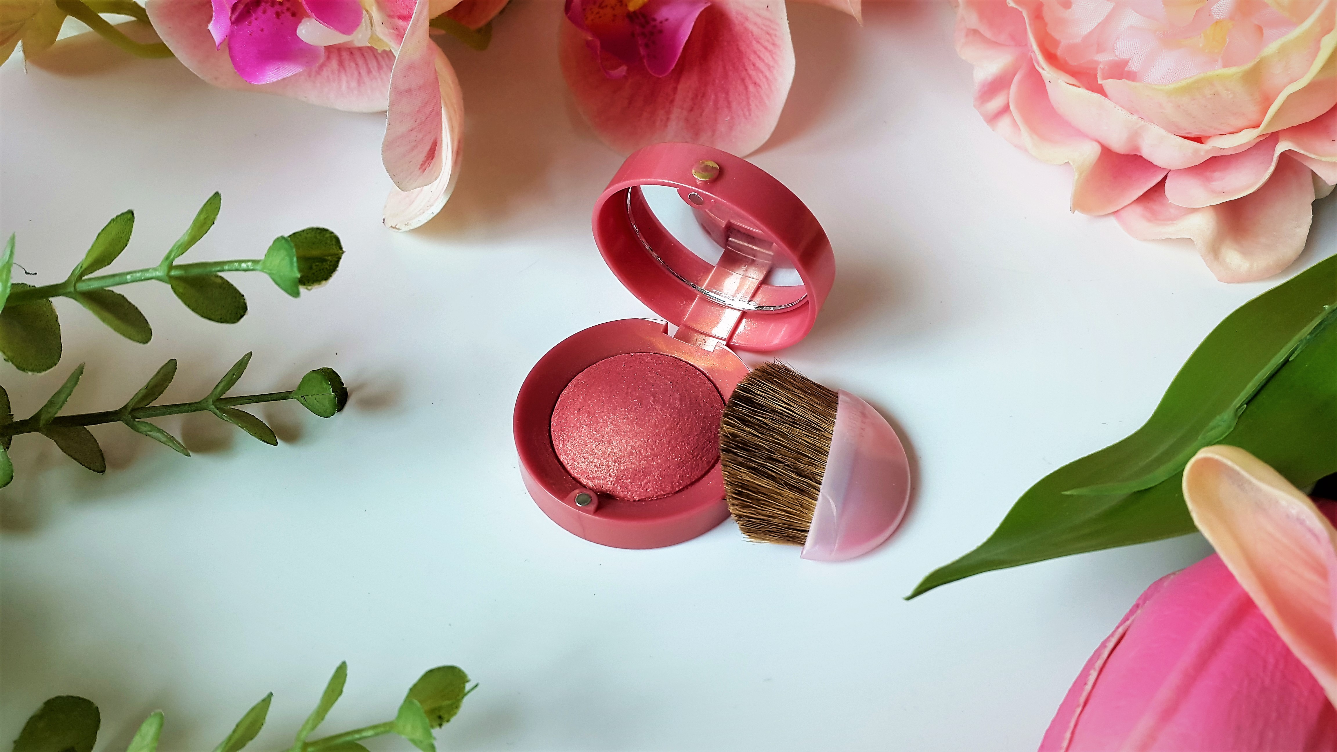Bourjois Little Round Pot Blusher No.33 Lilas d'Or - Glossnglitters