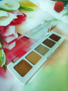 Natasha Denona Mini Nude eyeshadow palette Review - Glossnglitters