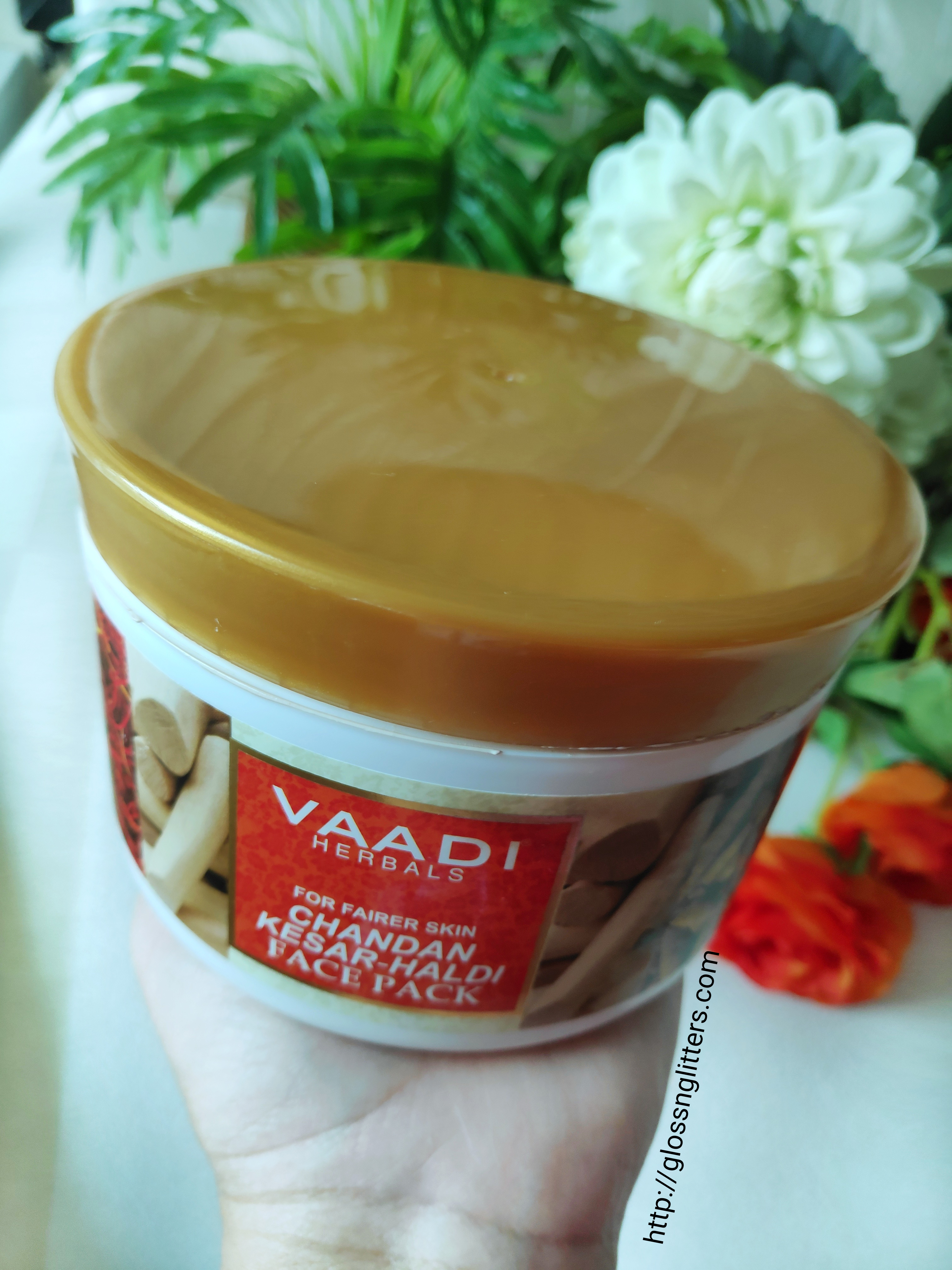 Vaadi Herbals Chandan Kesar Haldi Face Pack Review