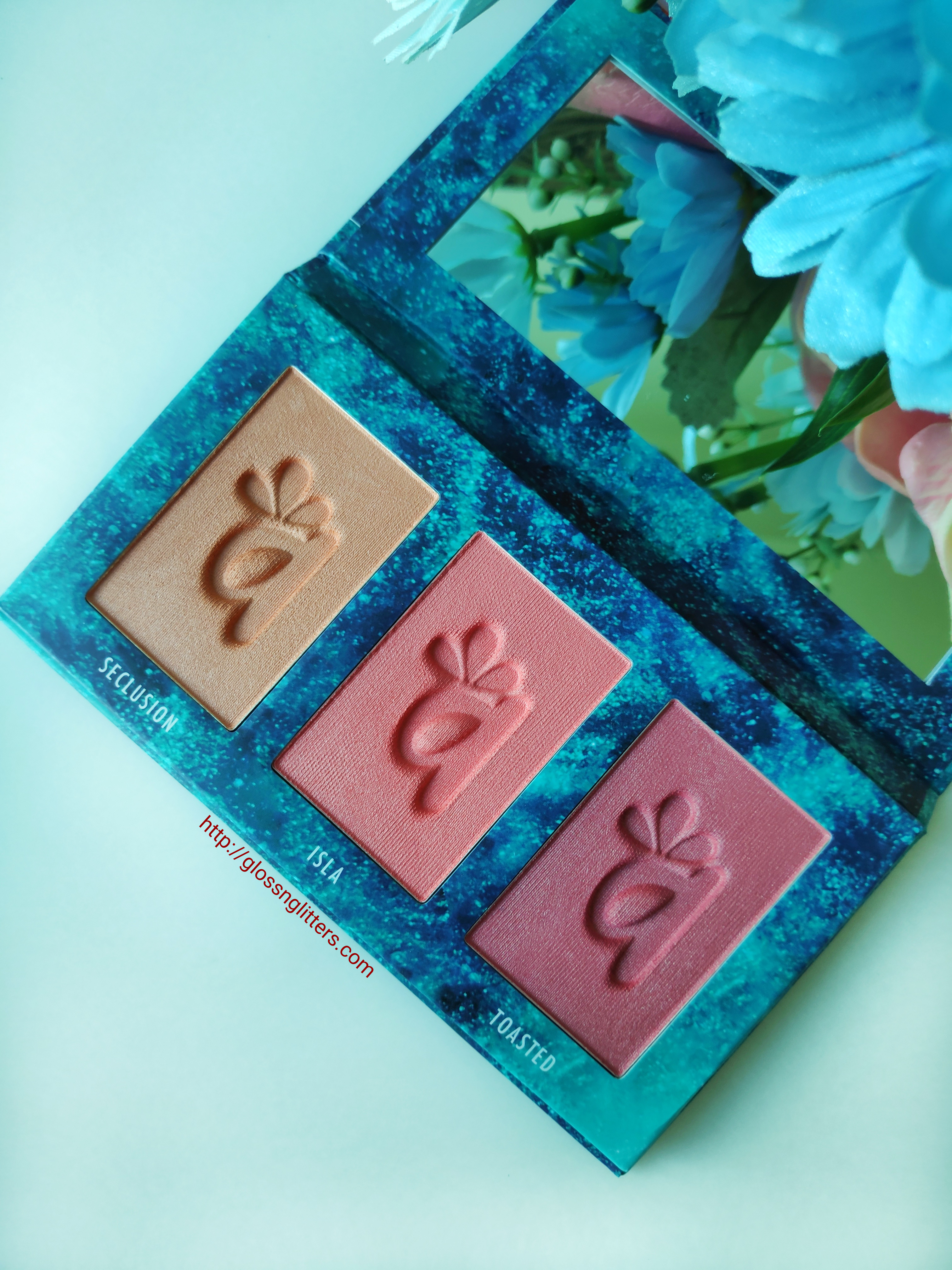 Alamar Cosmetics Colorete Blush Trio in Medium/tan Review and Swatches