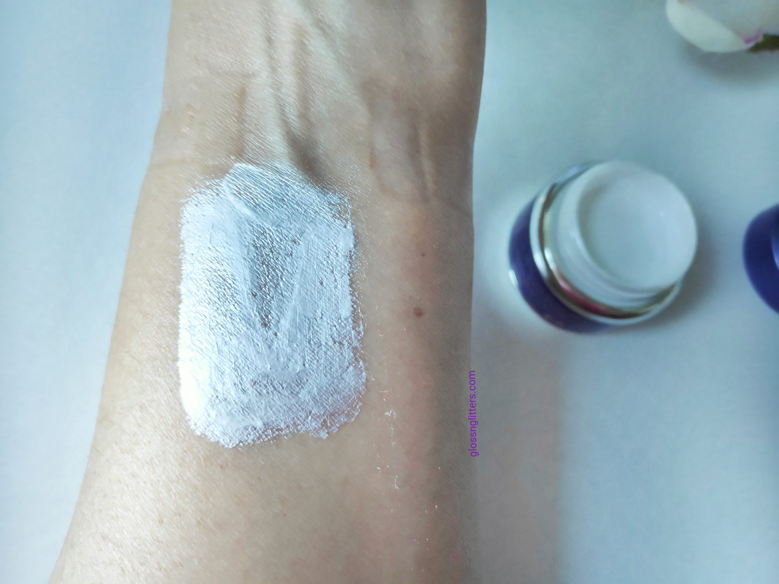 Glamglow Gravity Mud Firming Treatment Mask Review