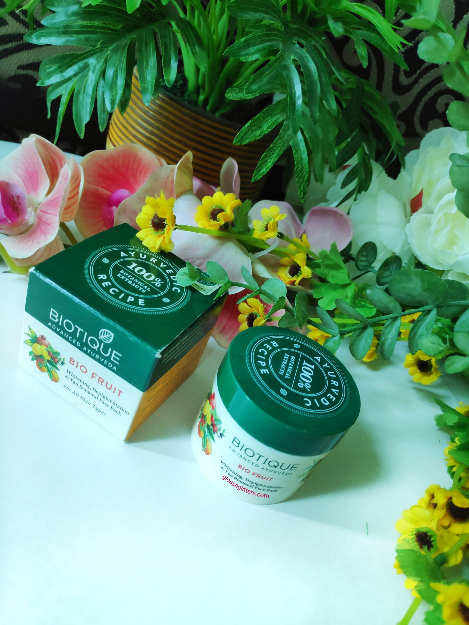 Biotique Bio Fruit Whitening Depigmentation & Tan Removal Face Pack