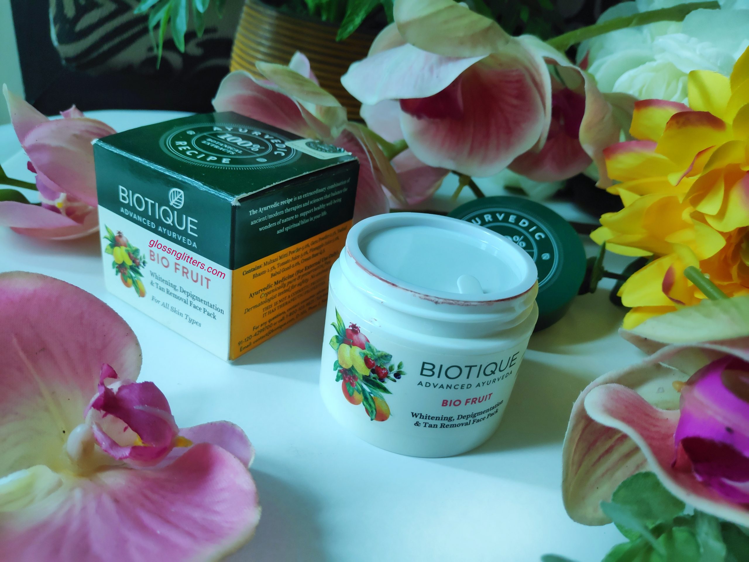 Biotique Bio Fruit Whitening Depigmentation & Tan Removal Face Pack