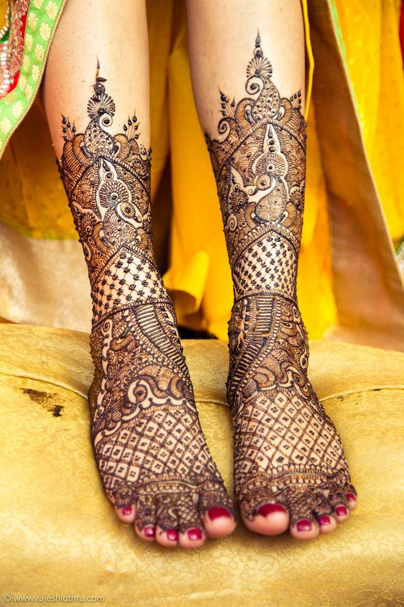 Beautiful And Trending Bridal Mehndi/Henna Designs