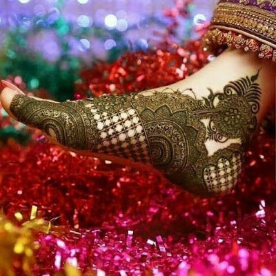 Beautiful And Trending Bridal Mehndi/Henna Designs