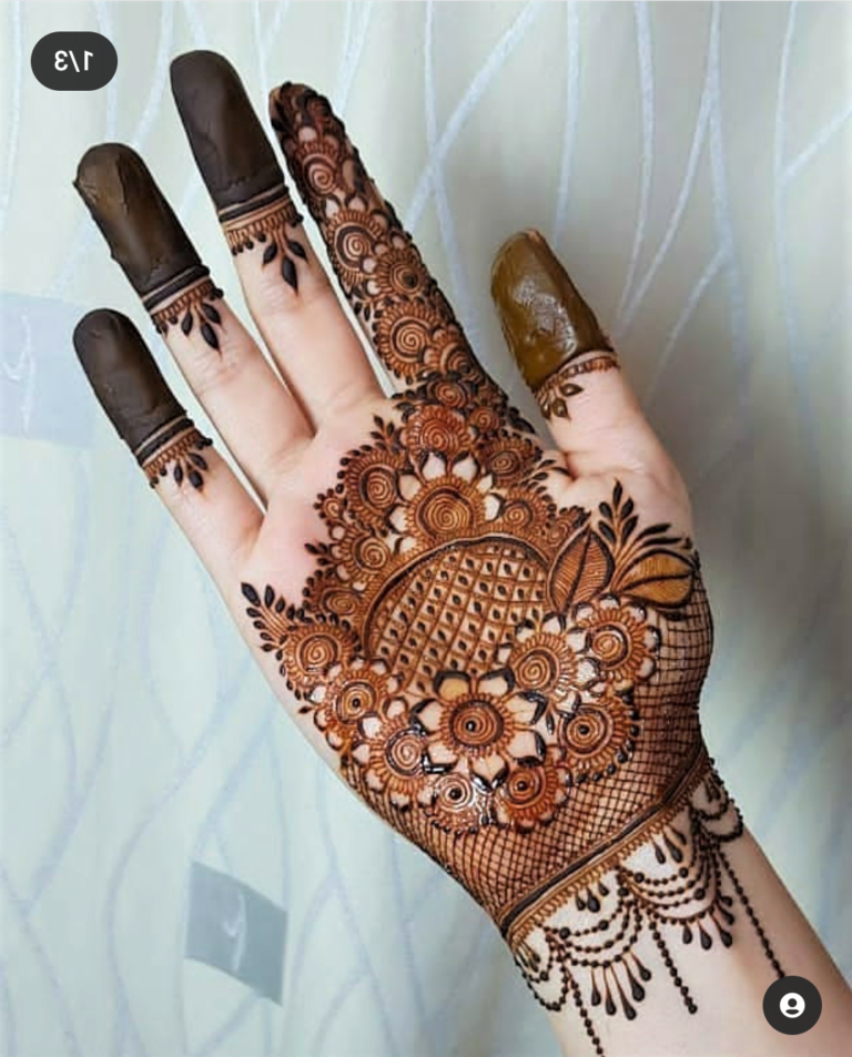 Newest And Easy DIY Mehndi Designs For Eid 2021 - Glossnglitters