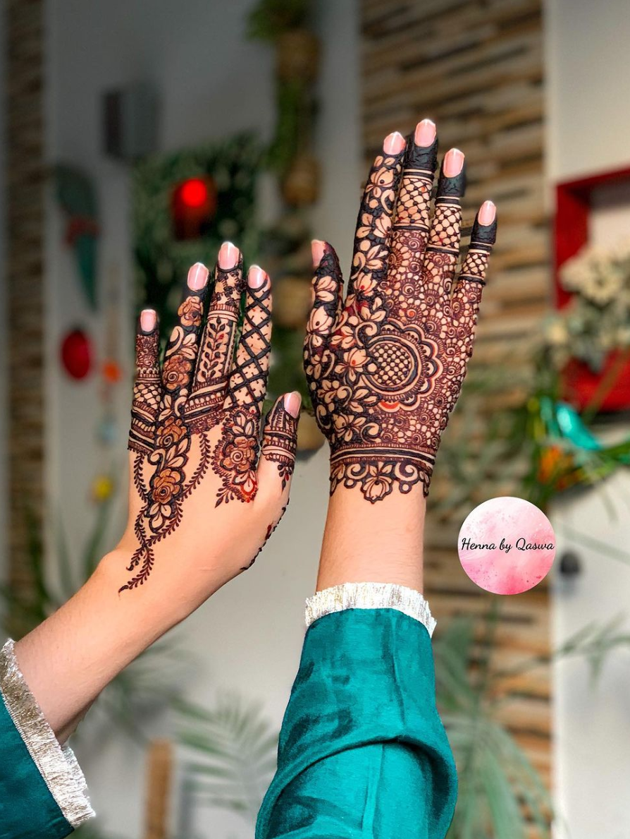 Heavy front hand mehndi | Indian mehndi designs | mehendi designs.| |  Latest simple mehndi designs, Mehndi designs front hand, Indian mehndi  designs