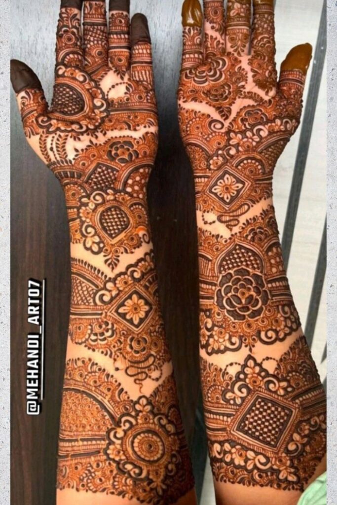 Heavy Bridal Mehndi Designs for Weddings