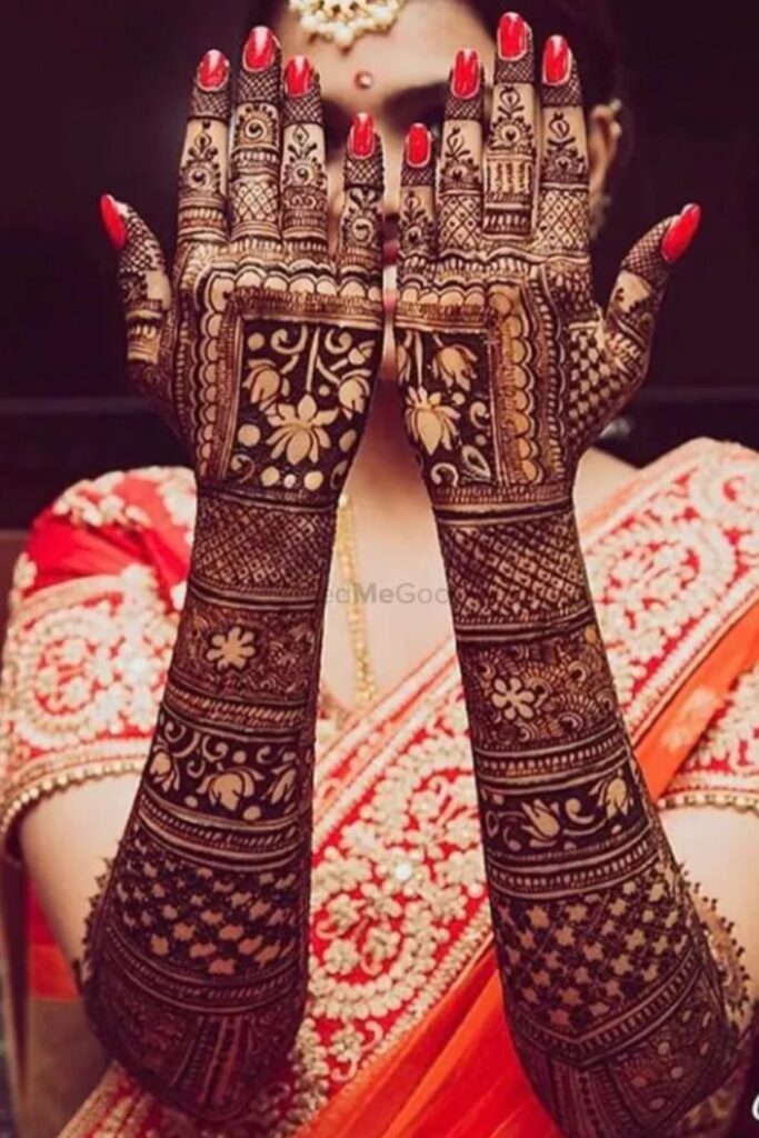 Heavy Bridal Mehndi Designs for Weddings 2025