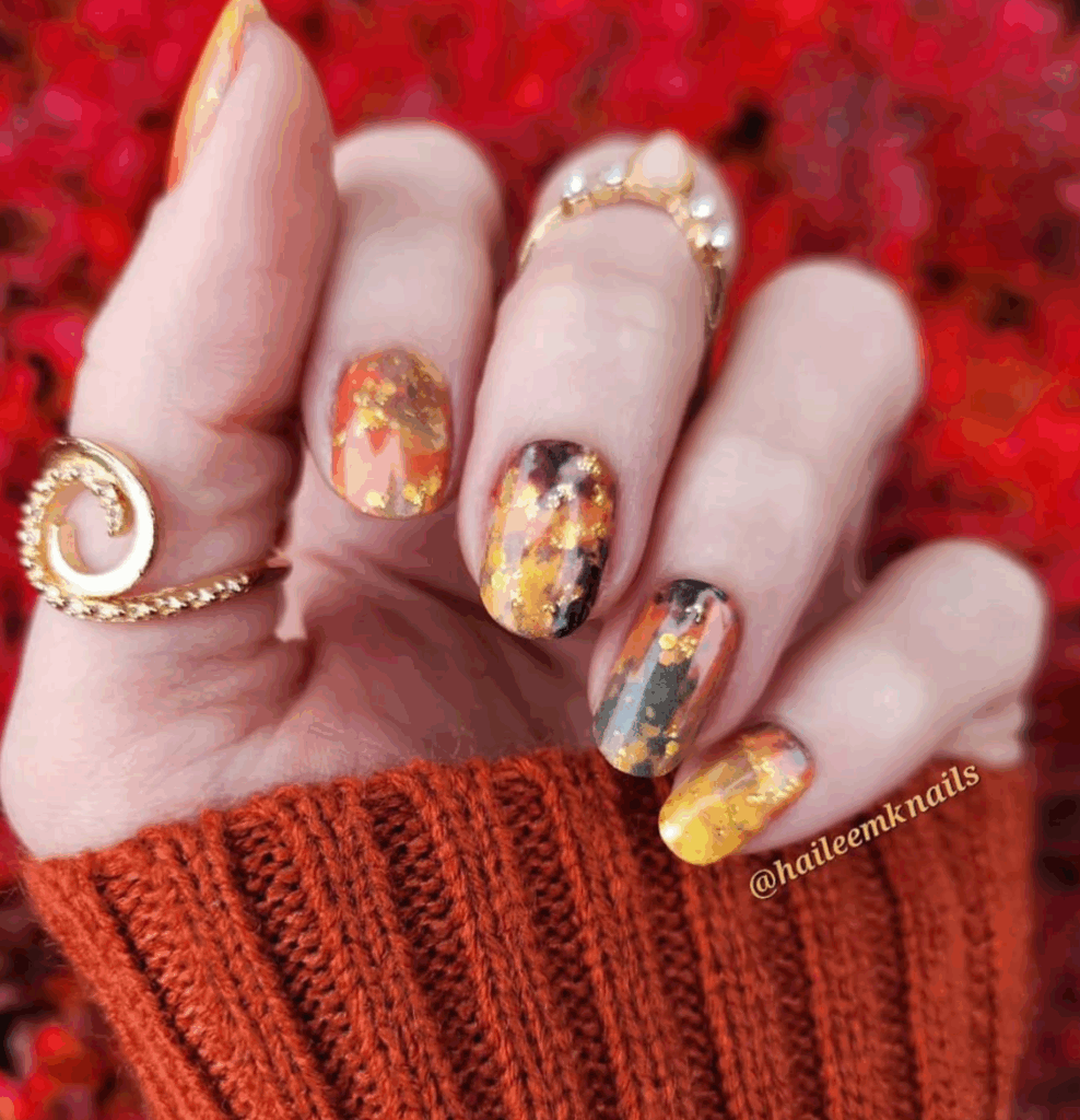 Unique Acrylic Nail Art Designs For Autumn & Fall 2025