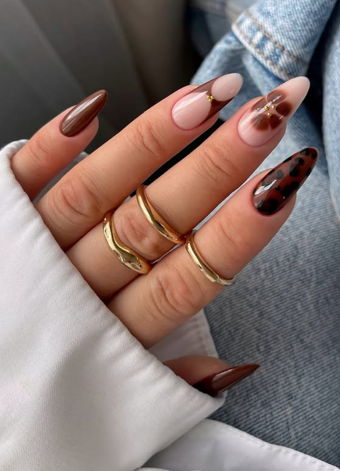 Unique Acrylic Nail Art Designs For Autumn & Fall 2025