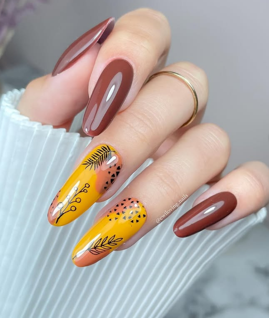 Unique Acrylic Nail Art Designs For Autumn & Fall 2025