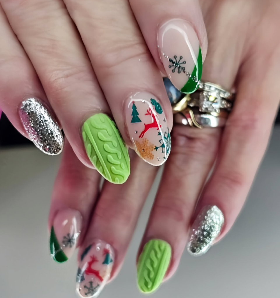 Latest Trends In Christmas Nails